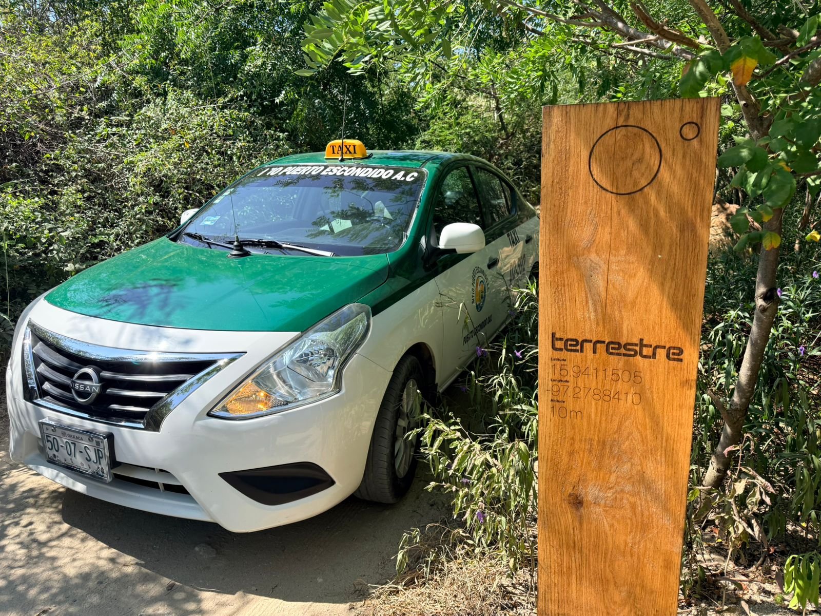 Taxi a Hotel Terrestre Puerto Escondido